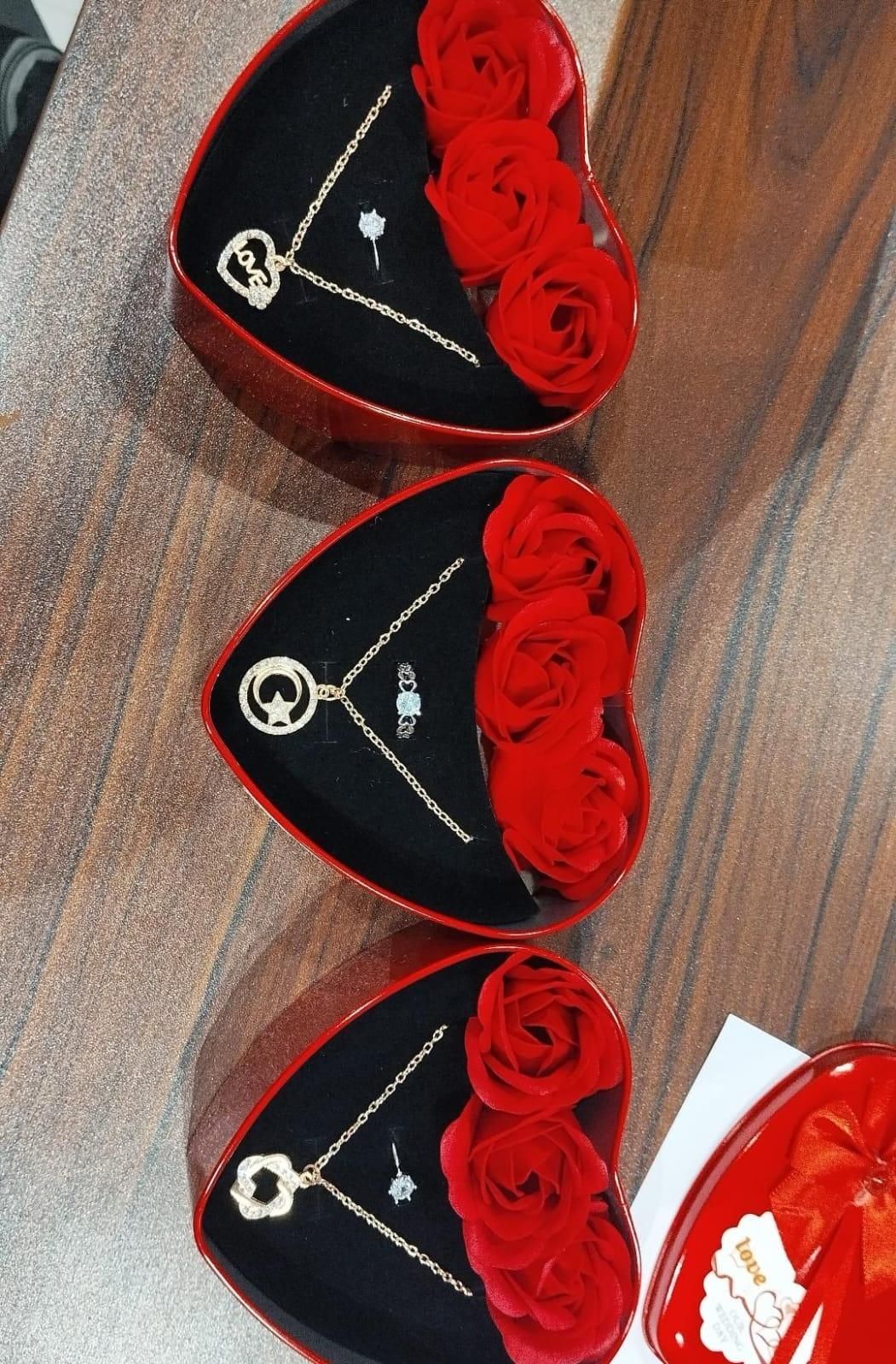 Floral Spark Romance Jewelry Box Valentine's Gift for Your Soulmate