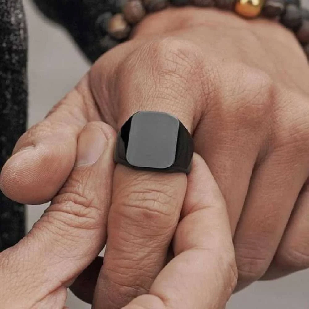 Black Square Vintage Ring